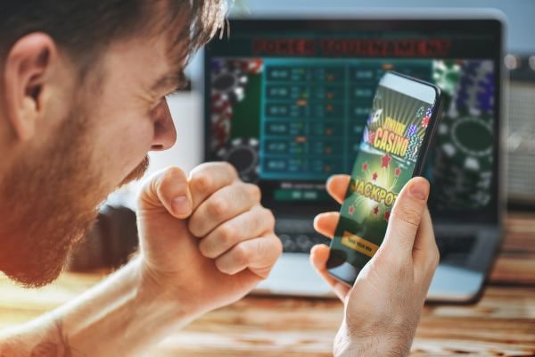 Bola Senja slot jackpot progresif hadiah besar jutaan rupiah